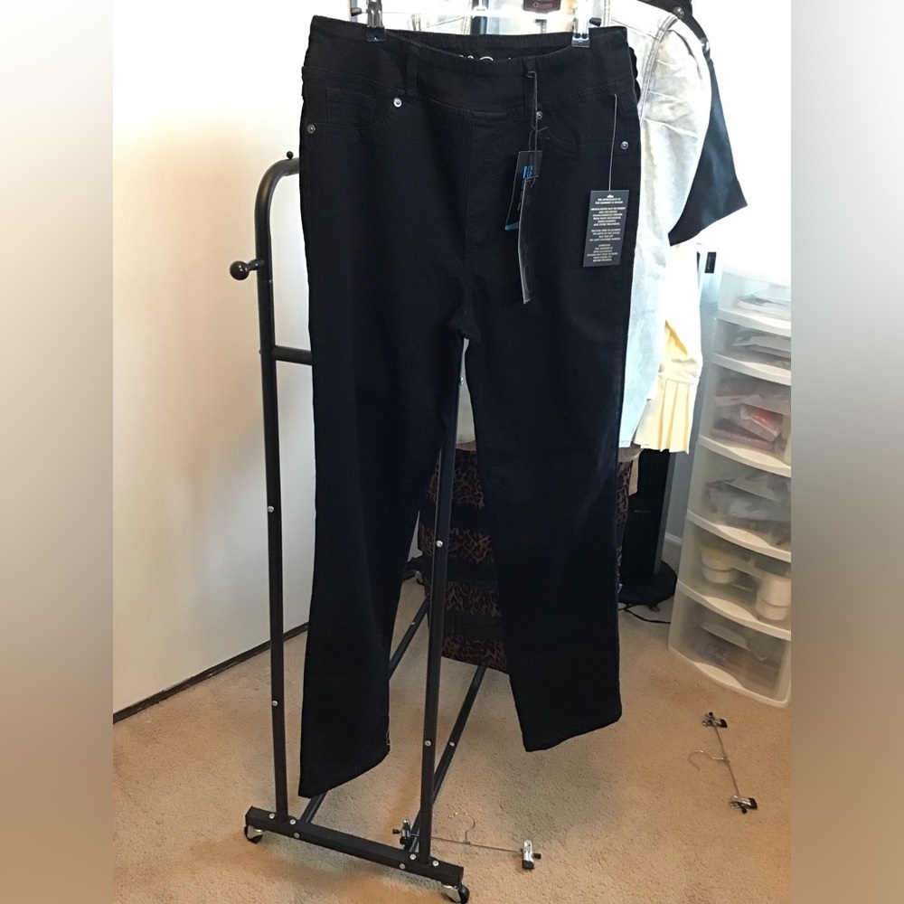NWT Diane Gilman 14 Black Straight Leg Pull On Jeans jeggings w/faux pockets
